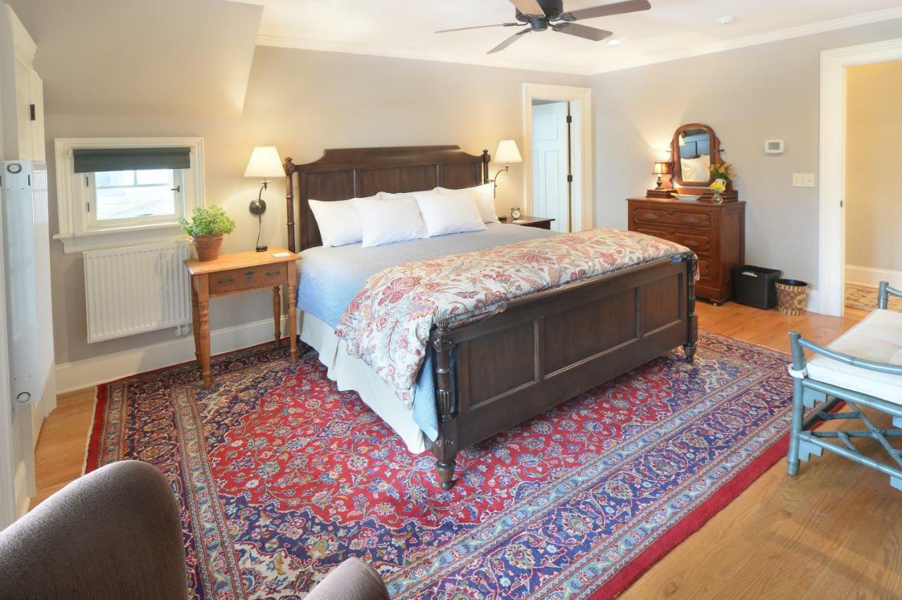 The Springwater Bed And Breakfast Saratoga Springs Exterior foto