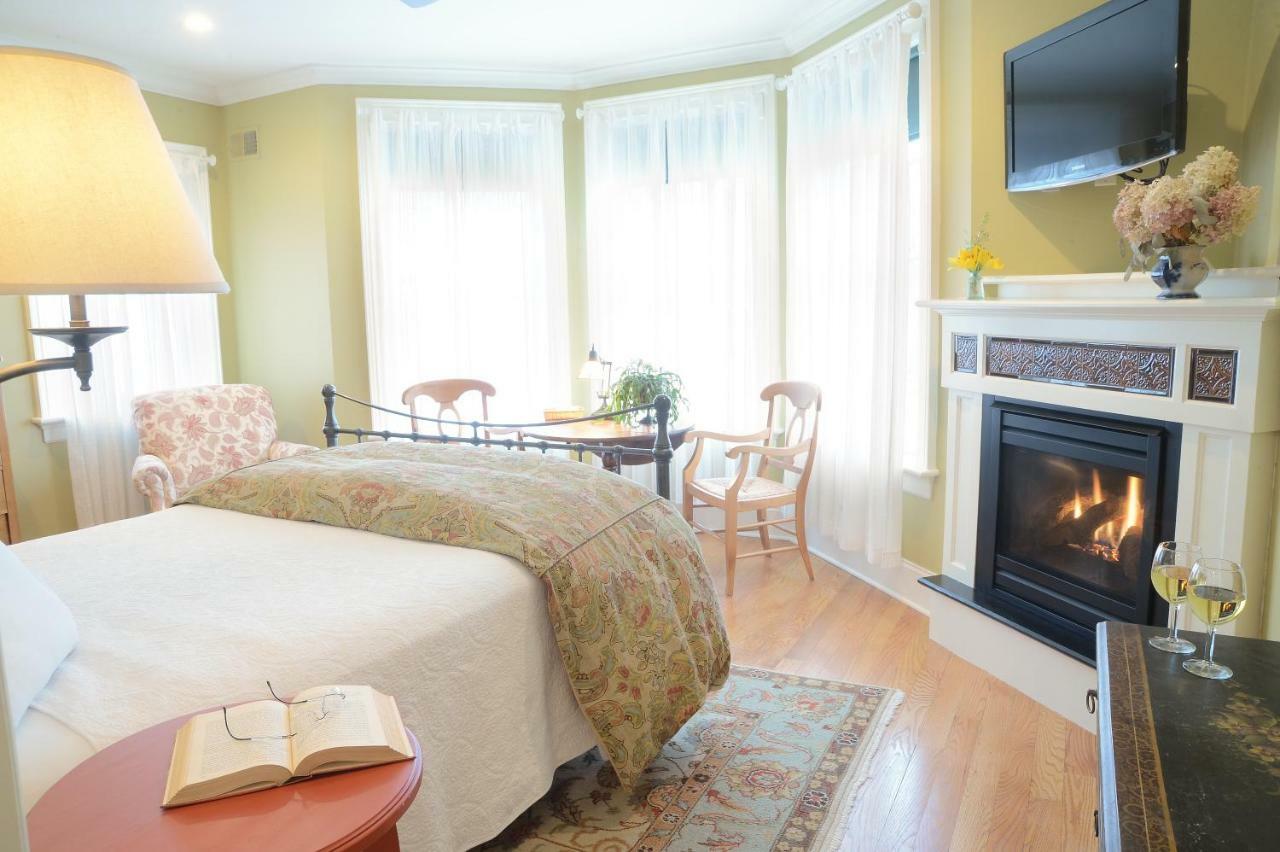 The Springwater Bed And Breakfast Saratoga Springs Exterior foto