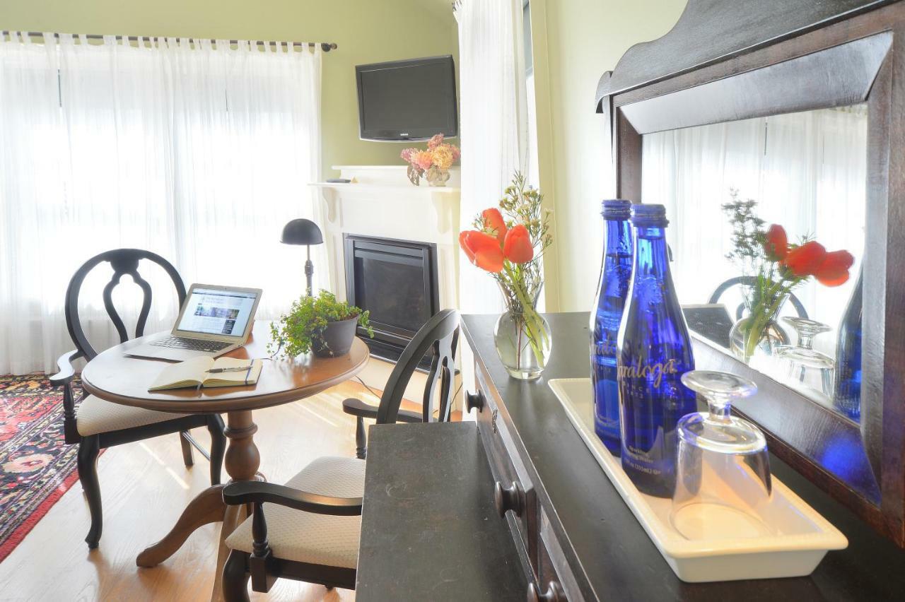 The Springwater Bed And Breakfast Saratoga Springs Exterior foto