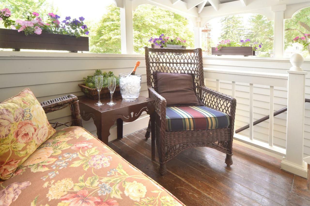 The Springwater Bed And Breakfast Saratoga Springs Exterior foto