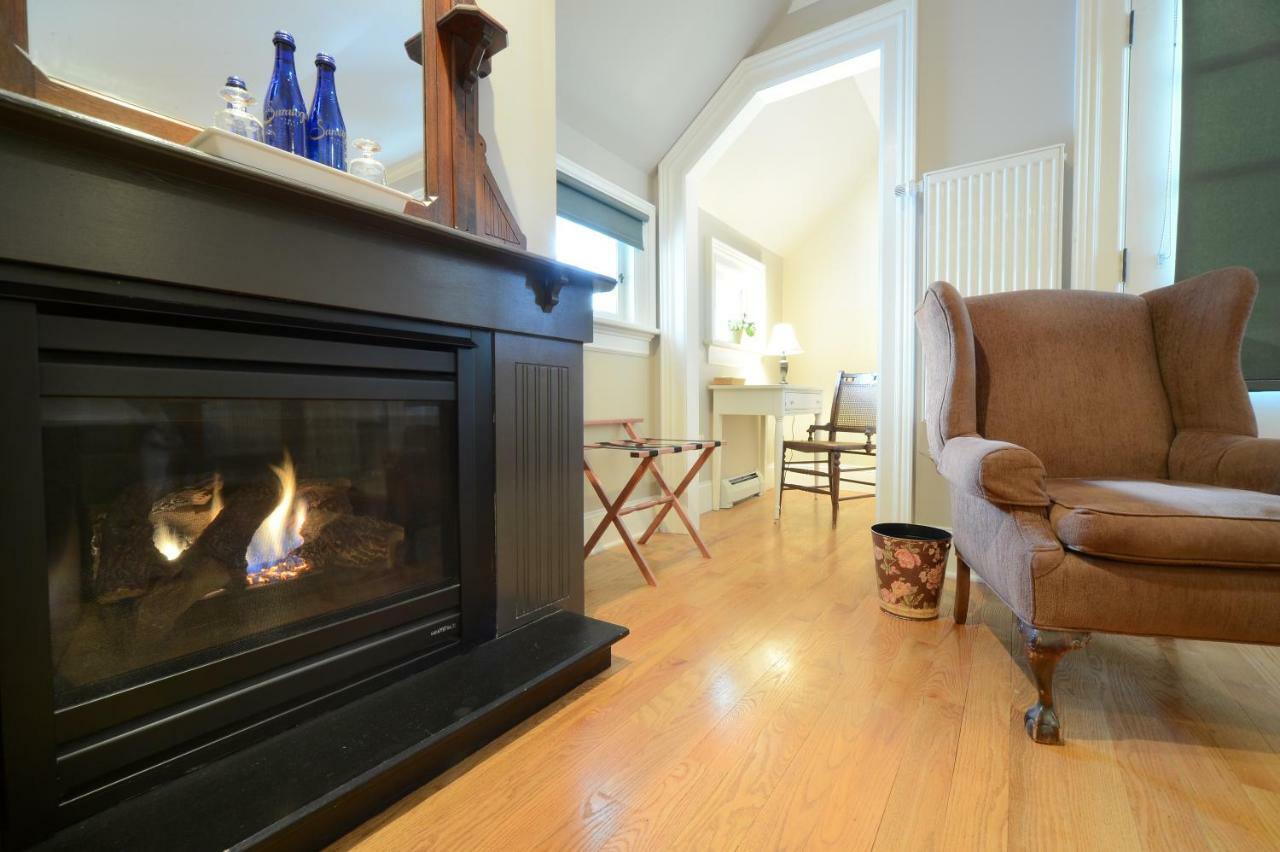 The Springwater Bed And Breakfast Saratoga Springs Exterior foto