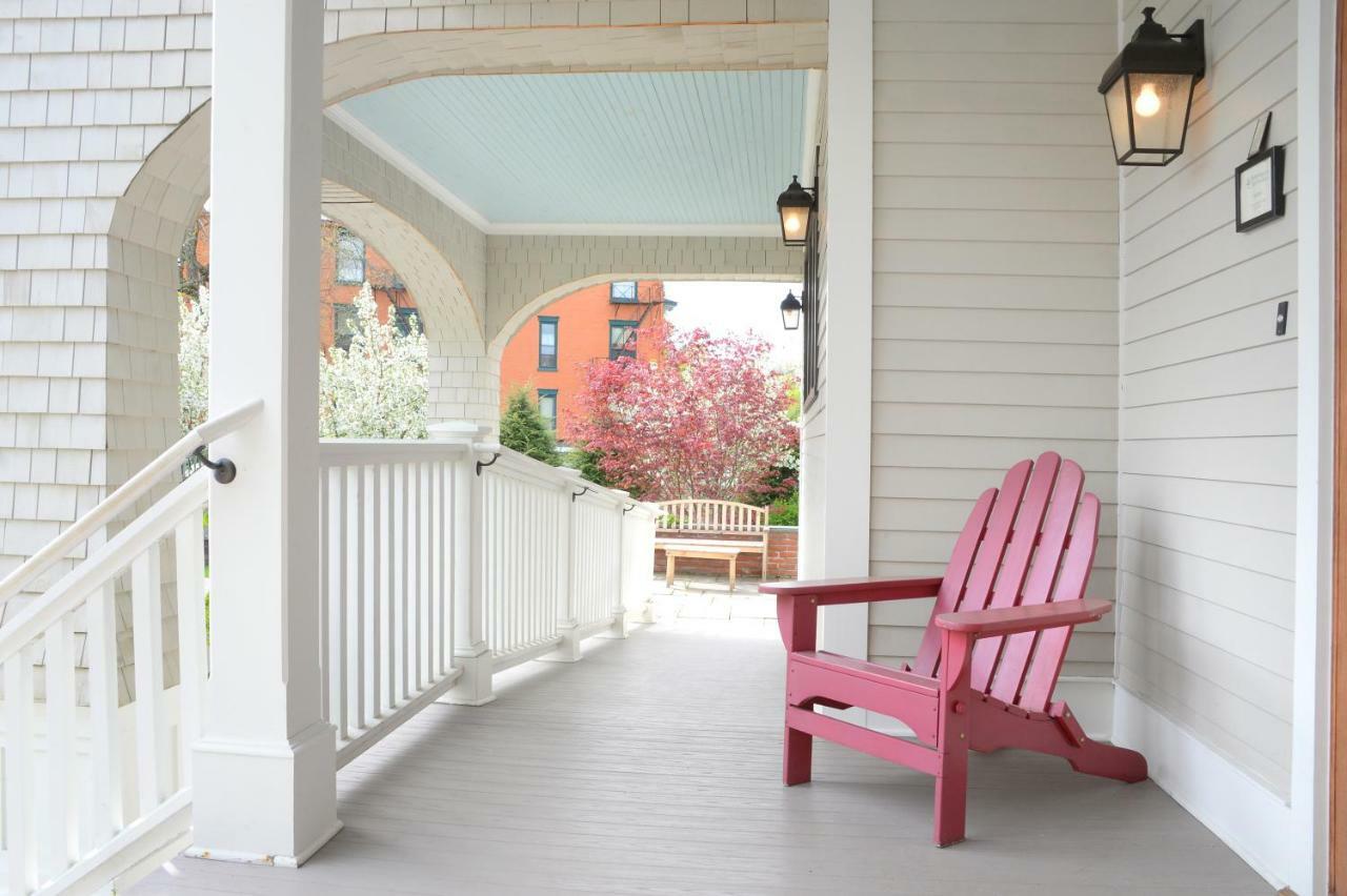 The Springwater Bed And Breakfast Saratoga Springs Exterior foto